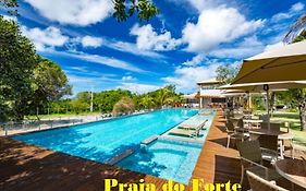 Casa em Praia do Forte Refúgio Luxo e Natureza